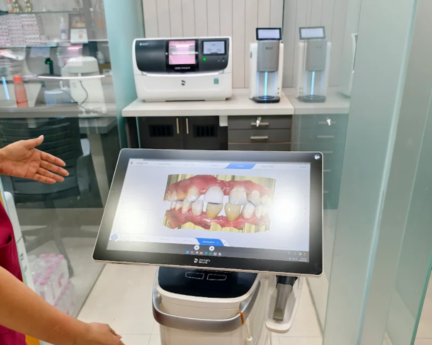 Advanced Dental Cleaning in Jaipur