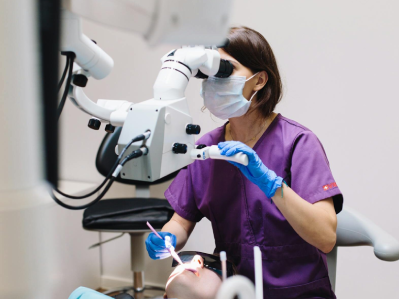 Dental Operating Microscope