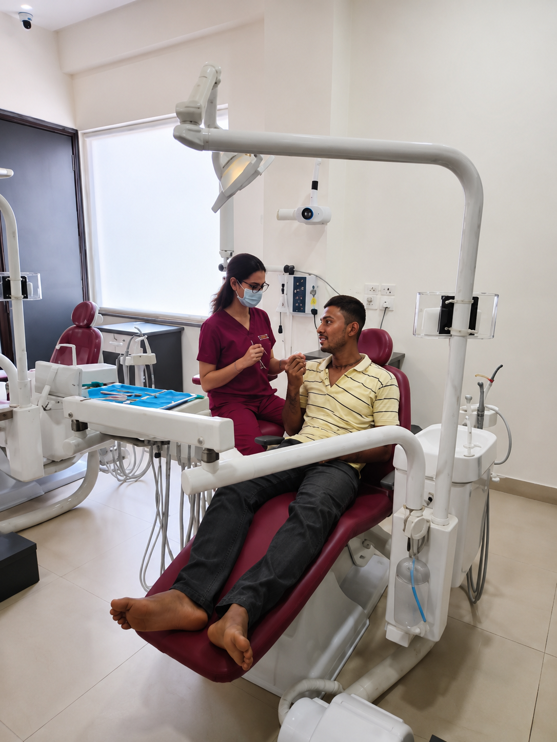 Advanced dental treatment room at Dr. Renu Dental Clinic, Jaipur